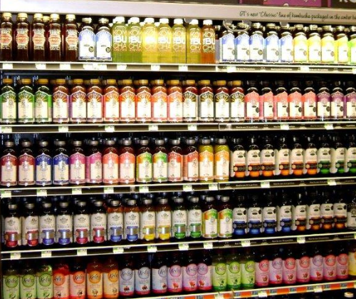 �n���C�̃X�[�p�[�ɒ񂳂ꂽ�R���u�`��